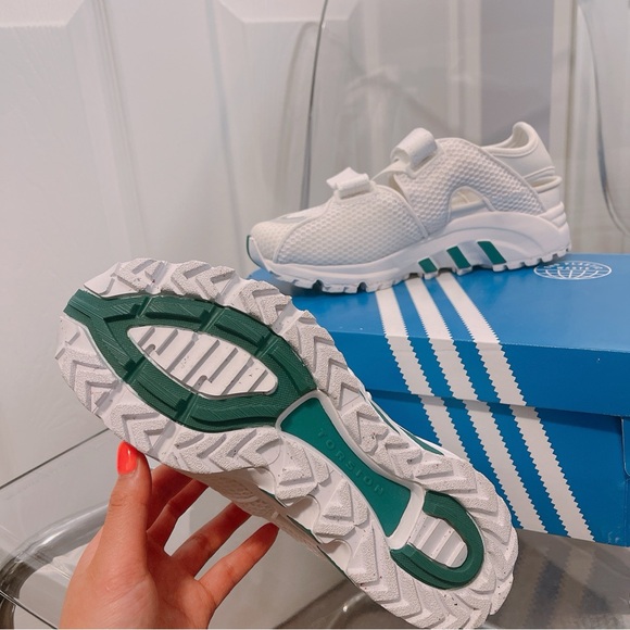NWT Brand new 💚 Adidas Originals EQT93 Sandals Sneakers Unisex GZ7199 - Picture 8 of 9